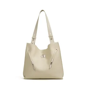 Geräumige beigefarbene Schulter-Shopper Tasche für Damen, elegante Business Handtasche.