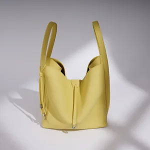 2026 Minimalist Korean Bucket Bag Large Capacity Fashion Handbag Chic Commuter Shoulder Bag