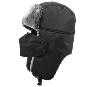 Schwarze Winter Winddichte Ushanka Mütze mit Kunstpelz Ohrenklappen und Gesichtsschutz.
