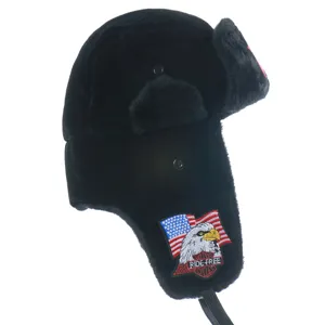 Schwarze dicke Winter Uschanka Mütze winddichte warme Bombermütze mit Ohrenklappen und Adler Patch.