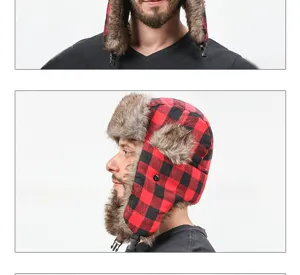 Λεπτομερης οψη του σκουφου ushanka με κοκκινο και μαυρο καρο και γουνα για τον χειμωνα.