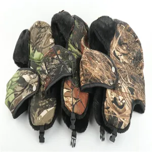 Thickened camouflage winter trapper hat with warm ear flaps, windproof outdoor ushanka cap.