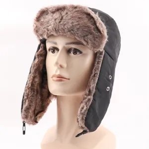 Wasserdichte Winter Ushanka Bombermütze mit Plüsch Ohrenklappen für kalte Outdoor Radtouren.