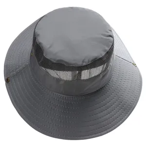 Chapeau de pêcheur gris détail, large bord séchage rapide protection solaire pour randonnée.