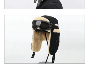 Detailansicht der winddichten Winter-Fliegermütze mit warmen Ohrenklappen und Skibrille.