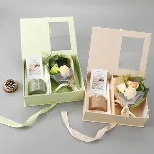 Coffret cadeau bouquet de roses d'aromathérapie avec flacon diffuseur pour anniversaire.