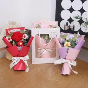 Handmade Knitted Crochet Rose Flower Bouquet With LED Light Gift Bag Romantic Valentine Day Gift Home Decor Party Decoration