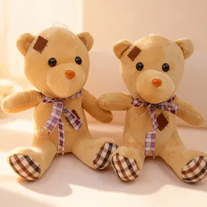Süßer Gesteppter Teddybär Plüschtier Weiche Flicken Bär Puppe Kinder Begleiter Geburtstagsgeschenk