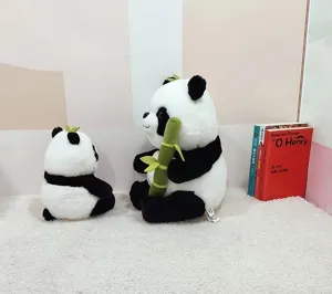 Süßes Plüsch Panda Tier Set mit Bambus, weiche Kuscheltier Puppe für Kinder Geburtstagsgeschenk.
