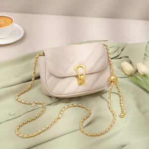 Spring chic minimalist women shoulder bag, elegant solid color crossbody chain bag for everyday.