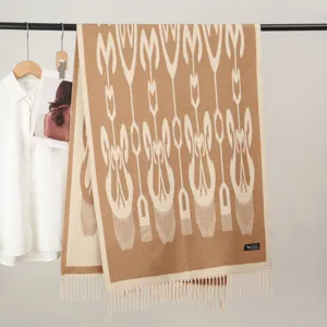 Xinjiang ethnic style warm scarf for men and women, thickened versatile tassel winter shawl.