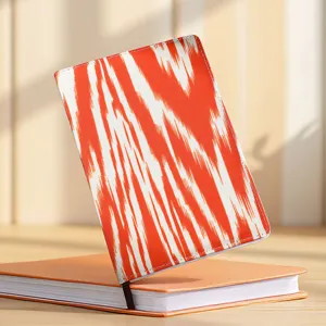 Cuaderno de tapa dura con patrón naranja de estilo étnico diario para escritura y recuerdo de viaje.