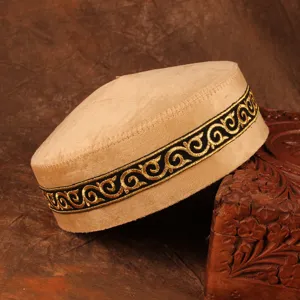 Traditionelle kasachische bestickte Skullcap Ethno Herren Mütze im Vintage Stil