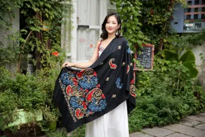 Autumn winter ethnic paisley embroidered black shawl women warm fringe cashmere wool scarf
