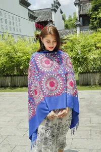 Autumn winter warm imitation cashmere tassel scarf with beautiful ethnic sunflower embroidery.