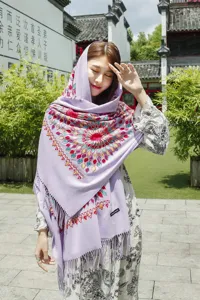 Autumn winter women embroidered cashmere feel shawl warm ethnic tassel scarf stylish design