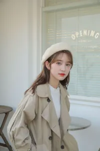 Detailansicht Damen Herbst Winter Wolle Beret Mütze einfarbig koreanische Mode warm casual.