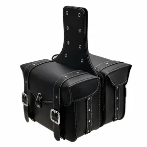 Gedetailleerd overzicht van de zwarte motorzadeljas, waterdichte opbergtas met cijferslot.