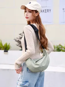 New Korean style lightweight nylon dumpling bag casual women fashion simple shoulder crossbody bag
