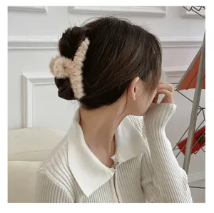 Chic autumn winter plush hair claw clip soft faux rabbit fur elegant updo hair accessory