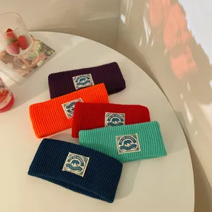 Diadema deportiva de punto ancho y elegante para mujeres, cinta colorida para streetwear y fitness.