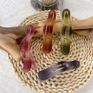 Matte gradient hair claw clips set large hollow geometric shark clips for women styling hair accessories