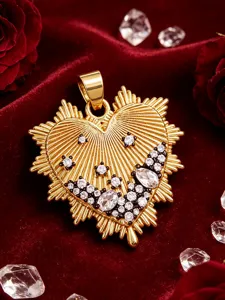 Gold Heart Zircon Pendant Detail Close-up DIY Jewelry Accessory Charm Sparkle Crystal Design