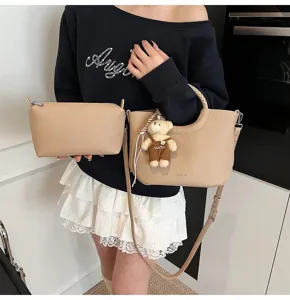 Schicke beige Umhängetasche Set mit geflochtenem Griff, vielseitige PU-Leder Tasche.