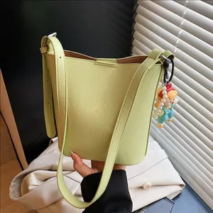Women's Minimalist PU Leather Bucket Bag Fashion Casual Solid Color Shoulder Crossbody Bag Daily Commuter Handbag
