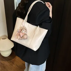 Elegante große Damen Handtasche weiches Leder Schultertasche Shopper mit süßem Bär Anhänger