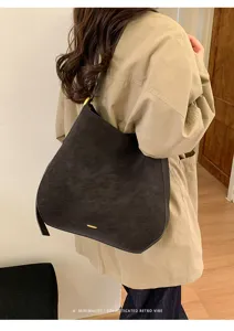 Elegante Damen minimalistische große Schulter-Tasche Winter lässige Pendler Handtasche.