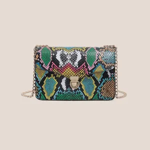 Borsa a tracolla con catena in ecopelle stampa serpente colorata da donna, piccola borsa.