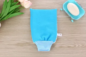 Double-sided exfoliating bath glove thick abrasive scrubbing mitt for comfortable shower