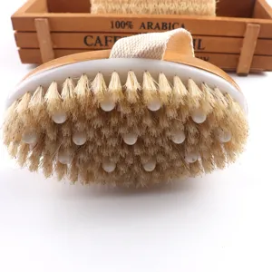 Spazzola da bagno in setole naturali con manico in legno e nodi da massaggio per corpo.