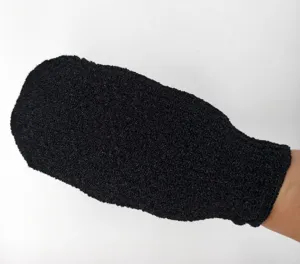 Gant de gommage noir en nylon pour le corps, exfoliation douce et nettoyage efficace.
