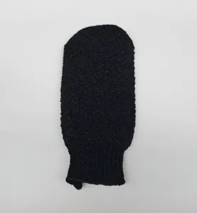 Gant de bain exfoliant noir en nylon résistant pour un nettoyage en profondeur détail texture