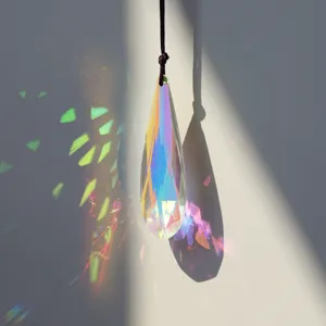 Kristall Sonnenfänger Prisma Anhänger Fenster Dekoration Regenbogenmacher Hängend Geschenk
