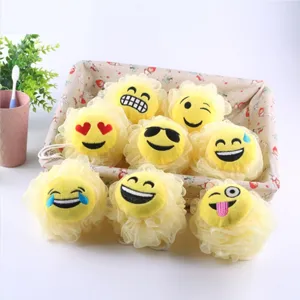 Niedliches Cartoon Emoji Duschschwamm Set für sanftes Peeling und tägliche Körperpflege.