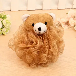 Éponge de bain ours brun mignon vue détaillée, fleur de douche douce avec animal.