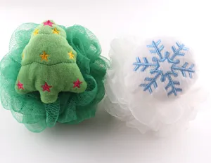 Weihnachts Duschschwamm Set Badeschwamm mit plüschigem Weihnachtsbaum und Schneeflocke