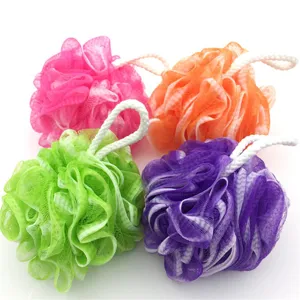 Colorful mesh bath sponge set with hanging loop, soft PE net foaming loofah for daily shower.