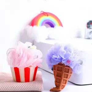 Kreativer Eiscreme und Cupcake Duschschwamm, süßer Regenbogen Badeschwamm für die tägliche Dusche