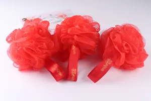 Roter Hochzeits-Badeschwamm Duschpuff Netz für die tägliche Körperpflege und Dusche.