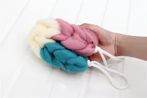 Detail view of the 70g Nordic color stretchable mesh bath sponge, showing soft textured mesh.