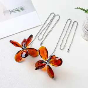 Détail de chaîne de traction pour ventilateur, pendentif fleur cristal ambre chaîne métal.