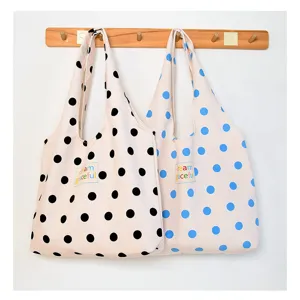 Sac à bandoulière en toile à pois style japonais esthétique décontracté pour femme.
