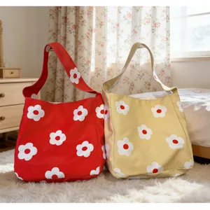 Canvas shoulder bag with sweet retro floral print, large capacity and stylish design.