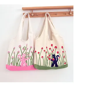 Cute polka dot cat print canvas shoulder bag, large capacity, casual student tote bag.