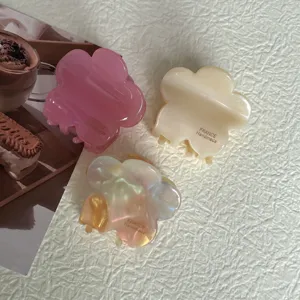Cream flower hair claw medium aesthetic hairpin sweet cute hair accessories for women