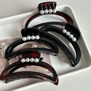 French Minimalist Crescent Large Hair Claw Clip Frosted Resin Hair Catch With Artificial Pearl Women Hair Accessories